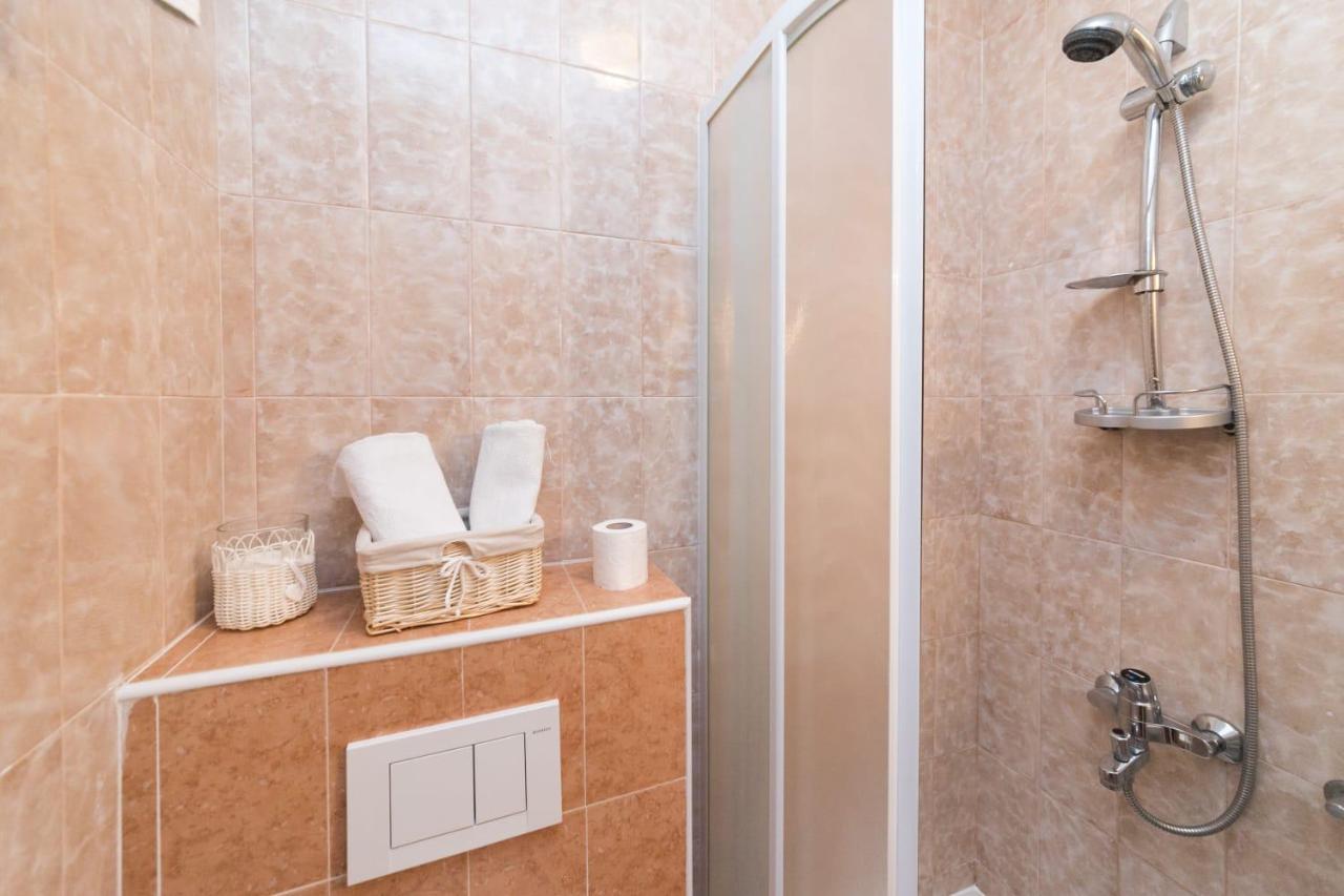 Mb Pag Bed&Breakfast Pag Town Zewnętrze zdjęcie